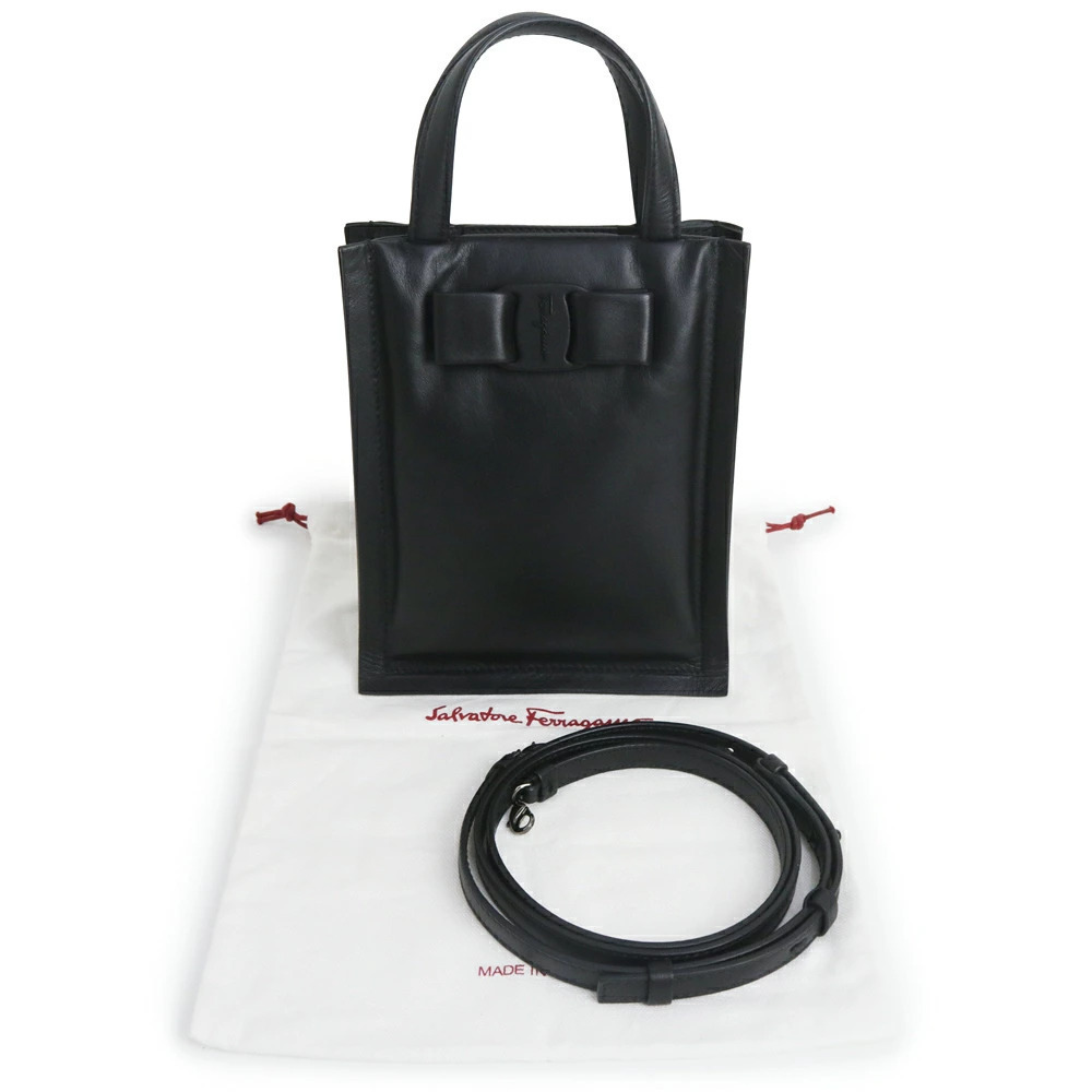 Salvatore Ferragamo Bag Black Handbag VIVA Shoulder Vara Crossbody Rion